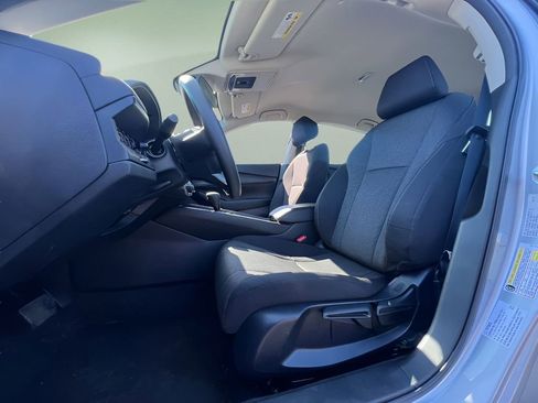 Used 2025 Honda Accord LX image 9