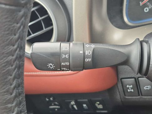 Used 2015 Toyota RAV4 Limited w/ Technology Package AWD/4WD image 29