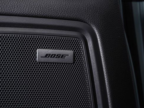 Certified 2026 Porsche Macan AWD/4WD image 27