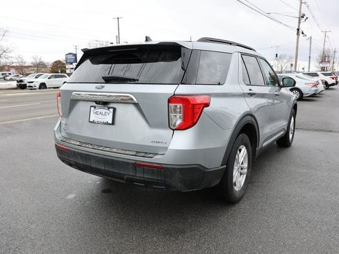 Certified 2023 Ford Explorer XLT image 7