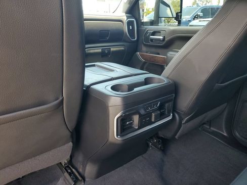 Used 2020 GMC Sierra 3500 Denali w/ Denali Ultimate Package AWD/4WD image 15