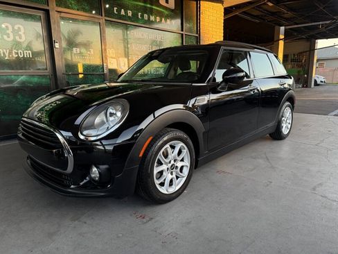 Used 2016 MINI Cooper Clubman image 1
