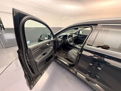 Used 2019 Hyundai Santa Fe Limited image 10