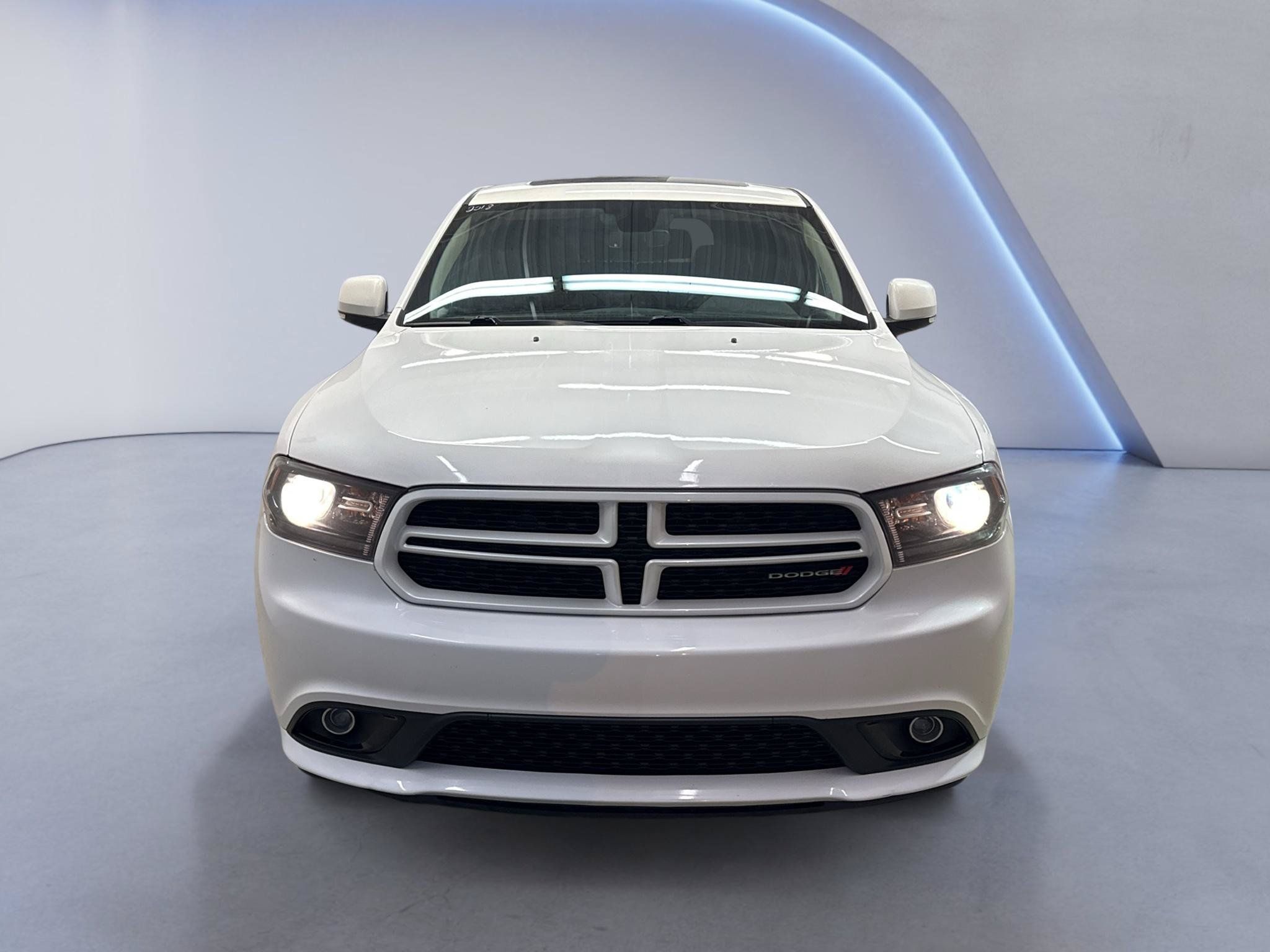 Used 2018 Dodge Durango GT AWD/4WD image 2
