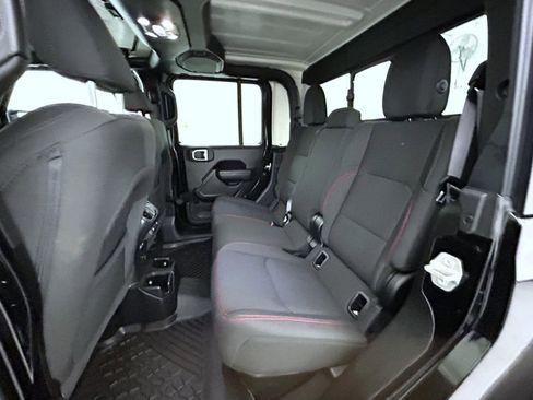 Certified 2023 Jeep Gladiator Rubicon w/ LED Lighting Group image 19