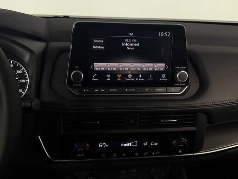 Used 2026 Nissan Rogue SV AWD/4WD image 19