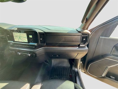 Used 2023 GMC Sierra 1500 SLT w/ X31 Off-Road Package image 34