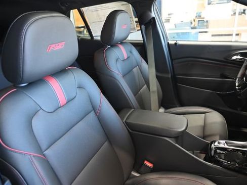 New 2026 Chevrolet Trax RS w/ Sunroof Package FWD image 8