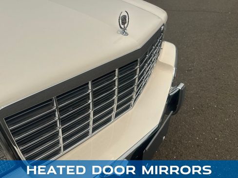 Used 1995 Cadillac Fleetwood Brougham RWD image 33
