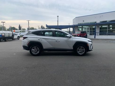Certified 2025 Hyundai Tucson SE AWD/4WD image 8