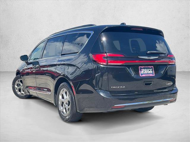 Used 2022 Chrysler Pacifica Limited FWD image 13