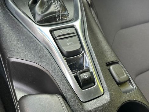 Used 2017 Chevrolet Camaro LT RWD image 28