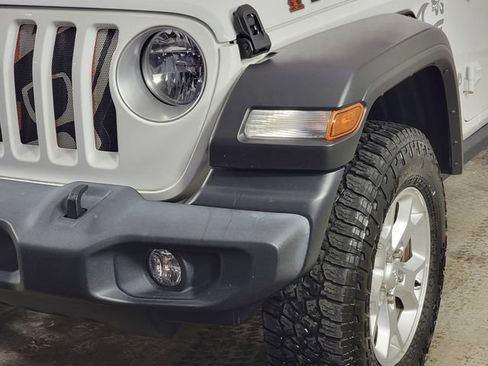 Used 2021 Jeep Wrangler Sport AWD/4WD image 9