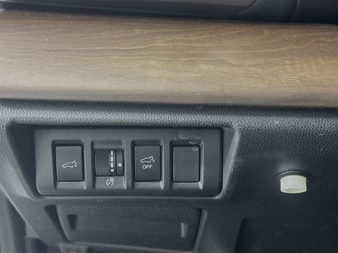 Used 2022 Subaru Outback Limited XT w/ Tech Package 2 image 10