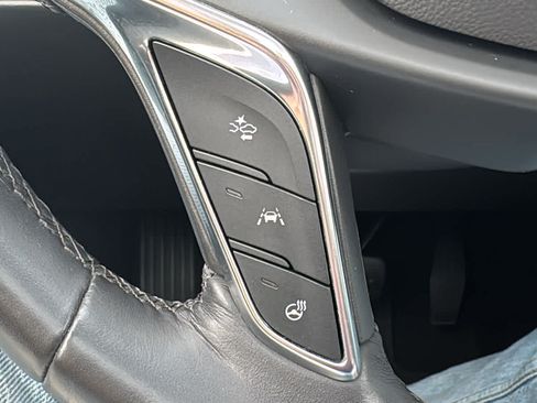 Certified 2018 Cadillac XT5 Luxury w/ Driver Awareness Package FWD image 13