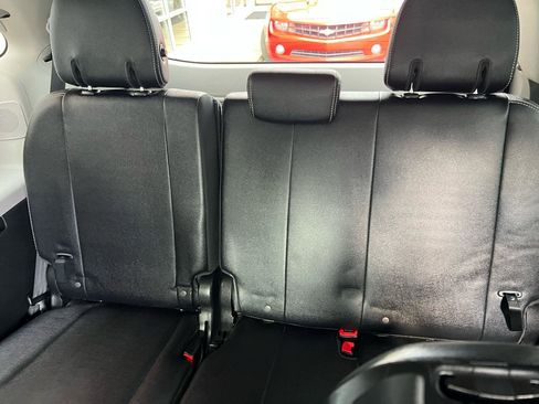 Used 2019 Toyota Sienna SE w/ SE Preferred Package FWD image 14