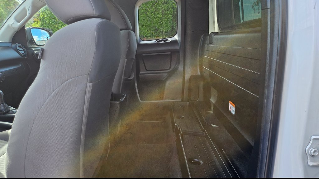 Used 2023 Toyota Tacoma SR RWD image 28
