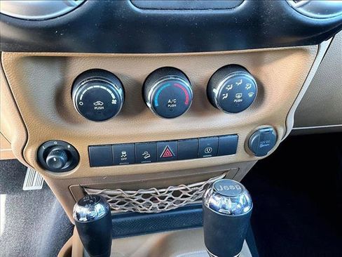 Used 2013 Jeep Wrangler Sahara image 23