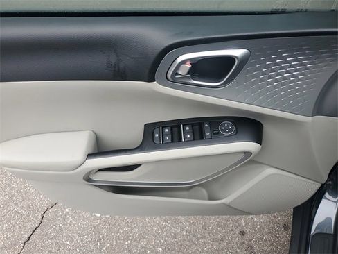 New 2025 Kia Soul LX image 19