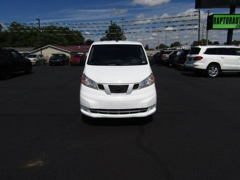 Used 2021 Nissan NV200 SV FWD image 2