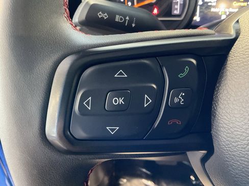 Used 2024 Jeep Wrangler Unlimited Rubicon image 13