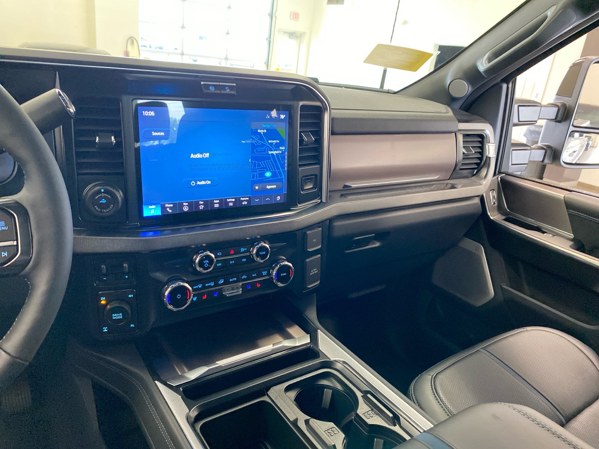 New 2026 Ford F350 Platinum w/ FX4 Off-Road Package AWD/4WD image 11