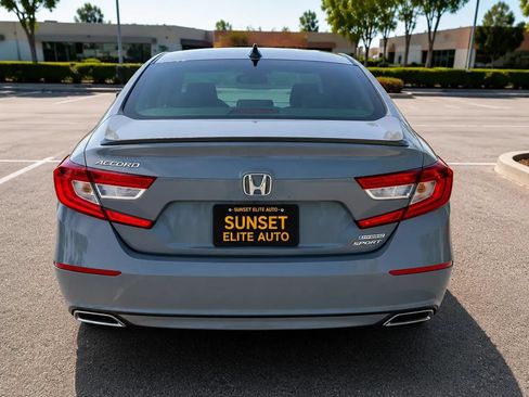 Used 2022 Honda Accord Sport image 12