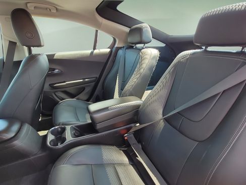 Used 2015 Chevrolet Volt Premium w/ Premium Trim Package FWD image 16