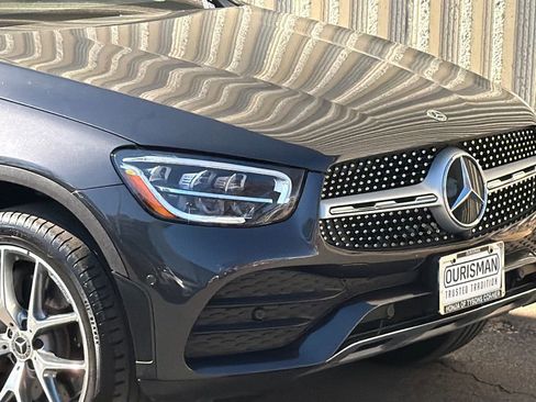 Used 2022 Mercedes-Benz GLC 300 4MATIC w/ AMG Line image 5