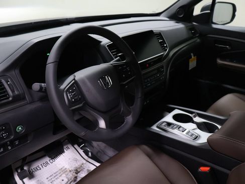 New 2026 Honda Ridgeline RTL image 17
