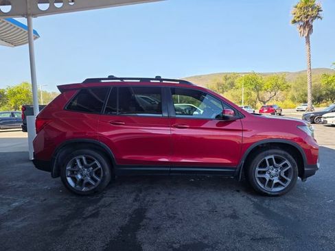 Used 2023 Honda Passport EX-L image 5
