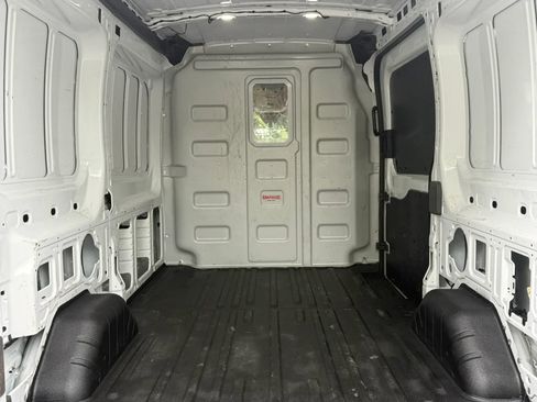 Used 2022 Ford Transit 350 Medium Roof RWD image 3