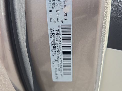 Used 2017 Chrysler Pacifica Touring FWD image 29