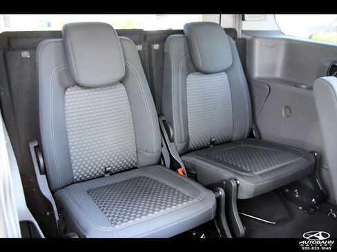 Used 2019 Ford Transit Connect XLT FWD image 32