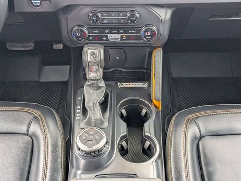 Used 2024 Ford Bronco Badlands AWD/4WD image 18