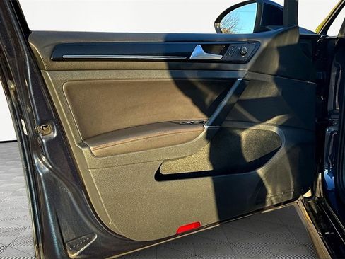 Used 2015 Volkswagen GTI Autobahn w/ Lighting Package (SEL) image 23