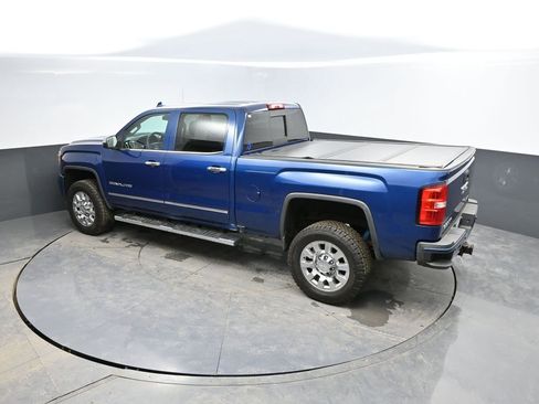 Used 2016 GMC Sierra 2500 Denali w/ Suspension Package, Off-Road image 31