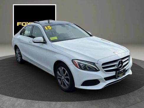 Used 2015 Mercedes-Benz C 300 4MATIC Sedan image 3
