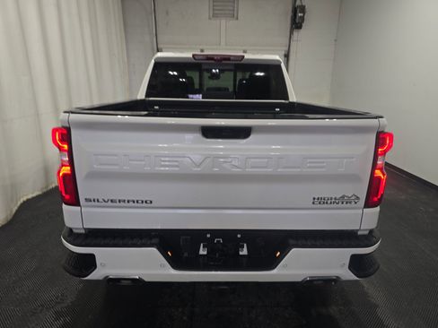 Used 2024 Chevrolet Silverado 1500 High Country w/ High Country Premium Package image 14