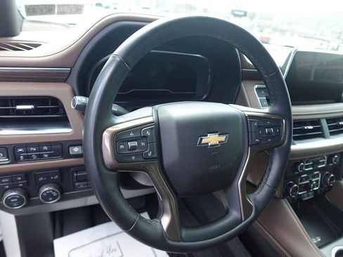 Used 2024 Chevrolet Suburban High Country AWD/4WD image 15