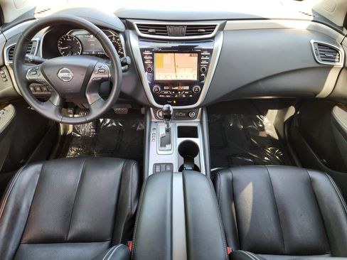 Used 2019 Nissan Murano SL w/ SL Technology Package FWD image 2