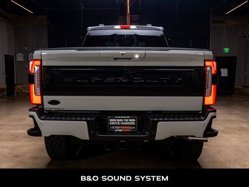 Used 2026 Ford F250 Platinum AWD/4WD image 8