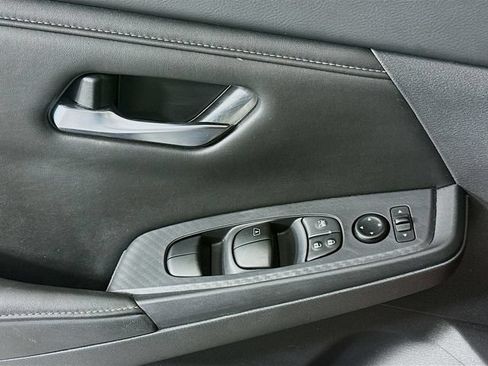 Used 2024 Nissan Sentra SV w/ All-Weather Package FWD image 18