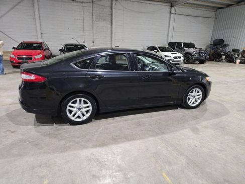 Used 2014 Ford Fusion SE FWD image 13