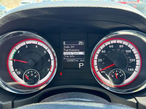 Used 2013 Dodge Durango SXT w/ Trailer Tow Group IV image 26