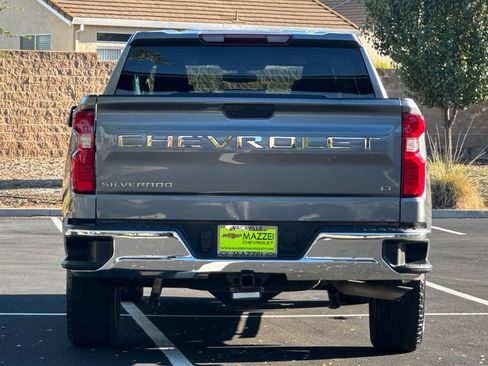 Used 2021 Chevrolet Silverado 1500 LT image 12