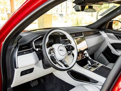 New 2026 Jaguar F-PACE R-Dynamic S image 15