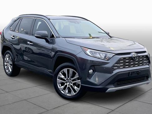 Used 2019 Toyota RAV4 Limited image 3