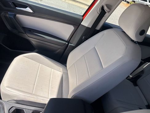 Used 2019 Volkswagen Tiguan SE image 4