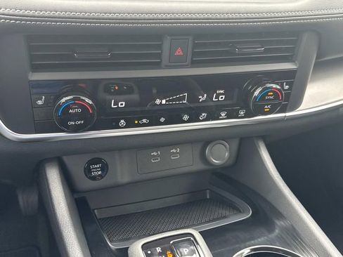 New 2026 Nissan Rogue Dark Armor AWD/4WD image 31